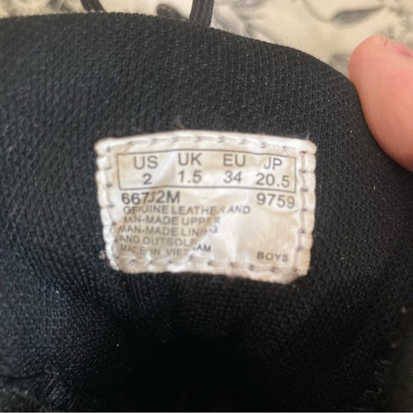 TIMBERLAND Sz 2Y  Hiking Leather Lace Up Ankle Boots Unisex - Picture 9 of 12